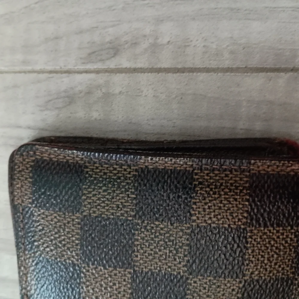 Vintage, Authentic Louis Vuitton Famier Ebene Mens Credit Wallet